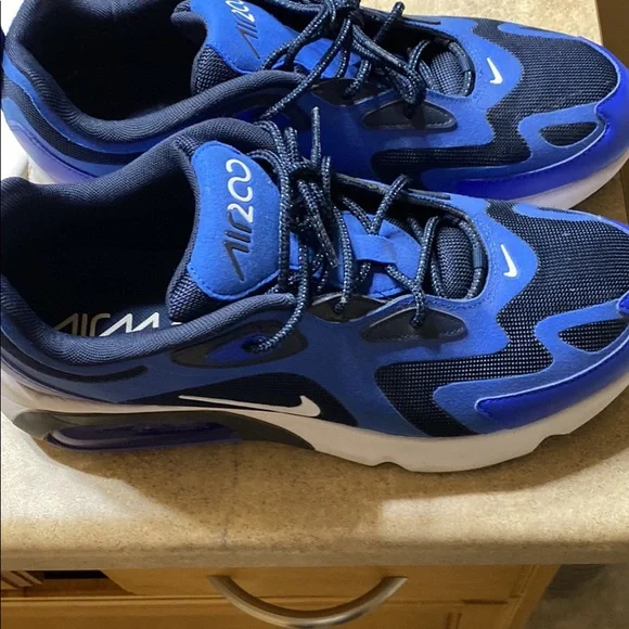Air max 200s sales